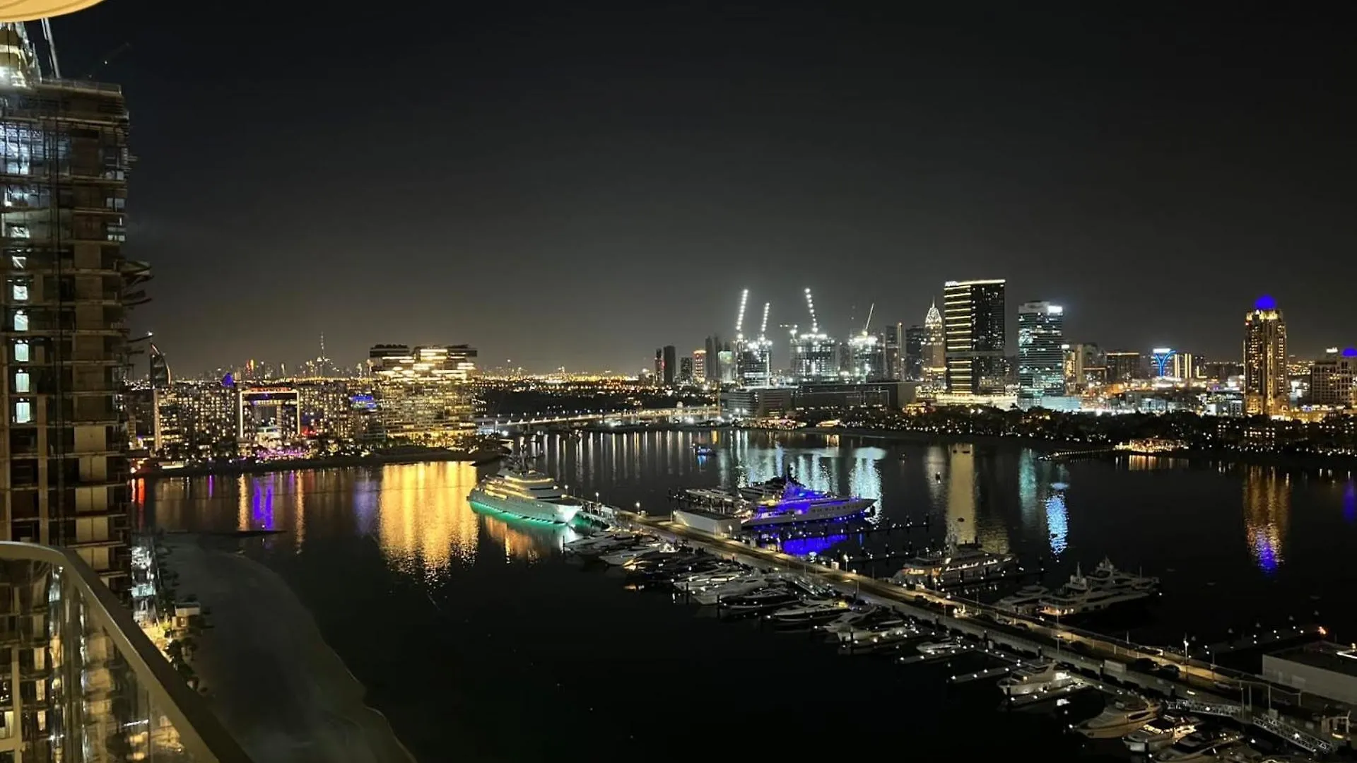 Apartment Luxury 2Bdr With Spectacular Frontline Beach And Sea Views Dubai